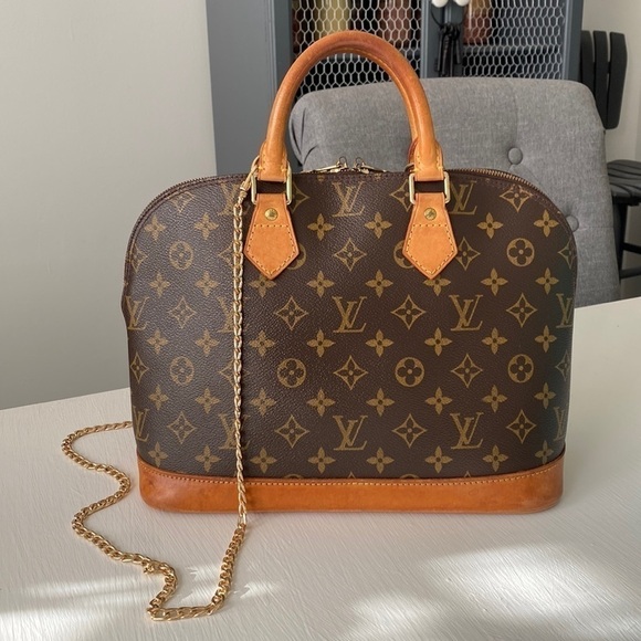Louis Vuitton Alma Monogram with Gold Chain - Picture 1 of 16